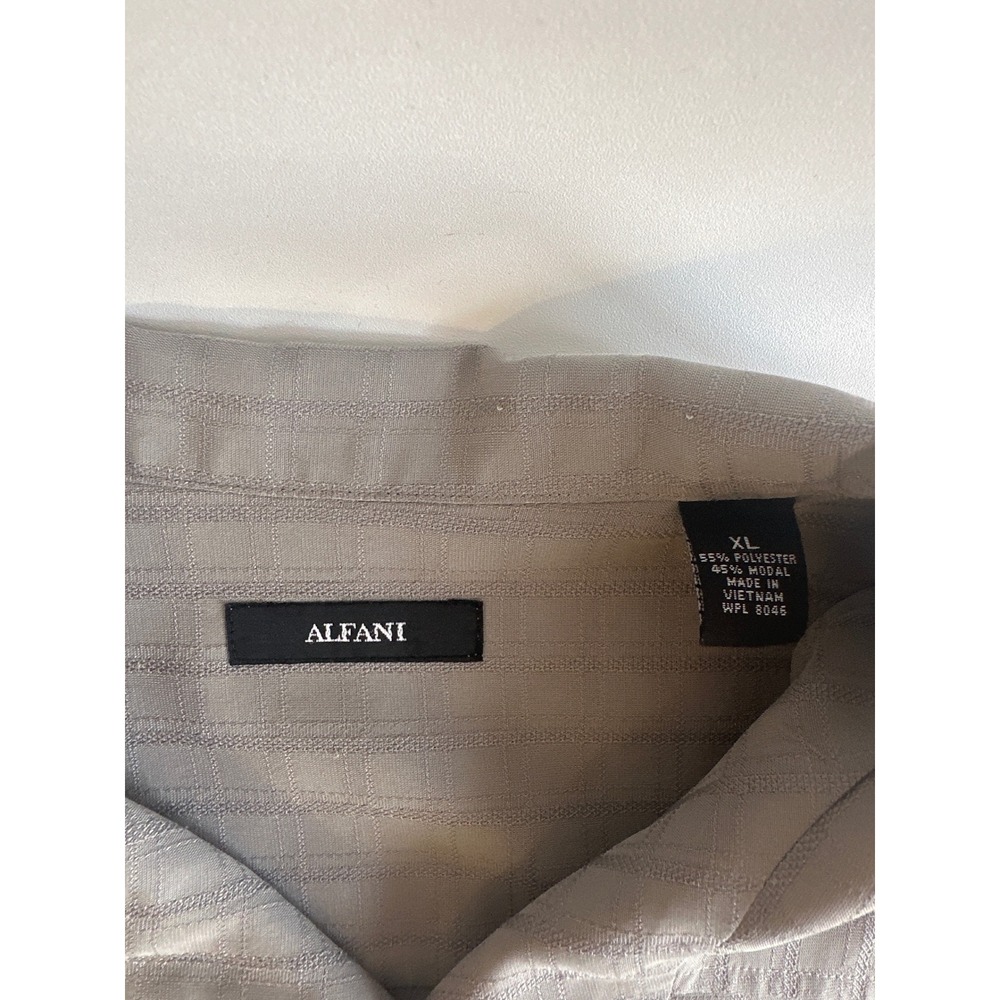 Alfani Men's XL Lot of 2 Short Sleeve Button Up Regular Fit Casual Shirts Collar - Picture 9 of 13